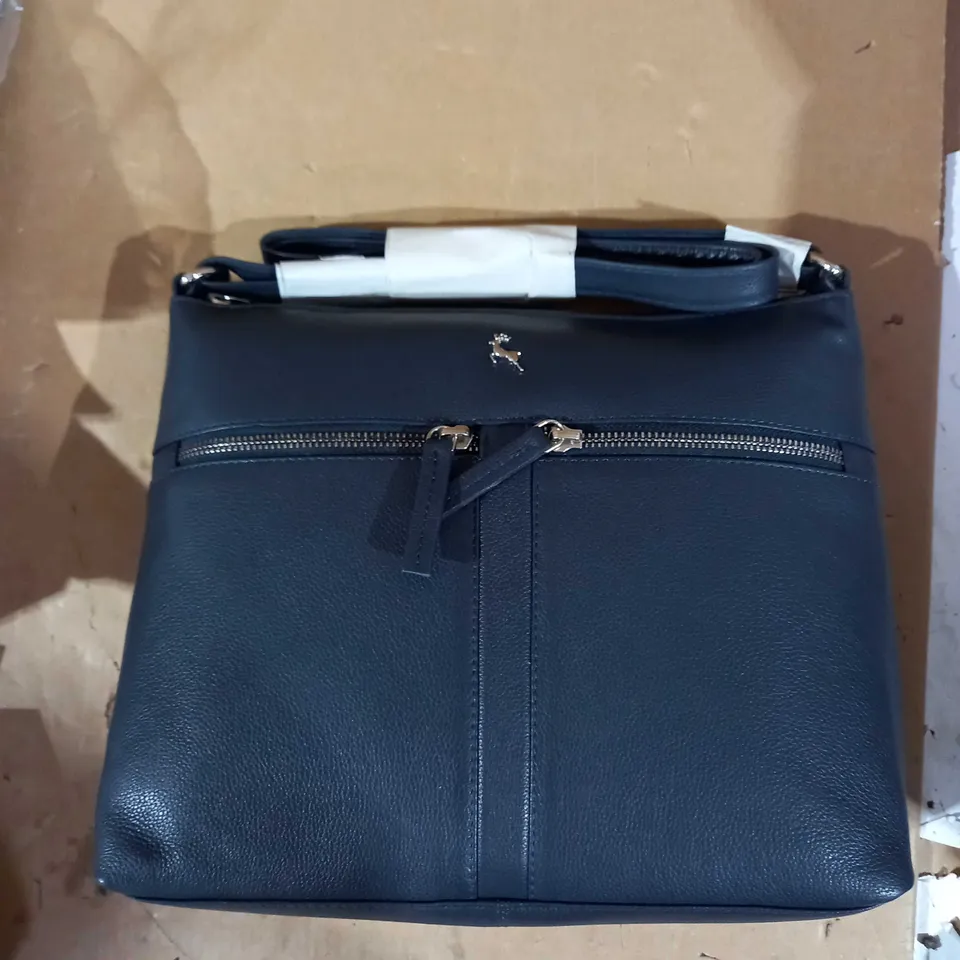 ASHWOOD NAVY CROSSBODY BAG 