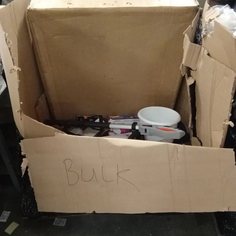 PALLET OF INK CARTRIDGES AND GARDEN PRODUCTS 