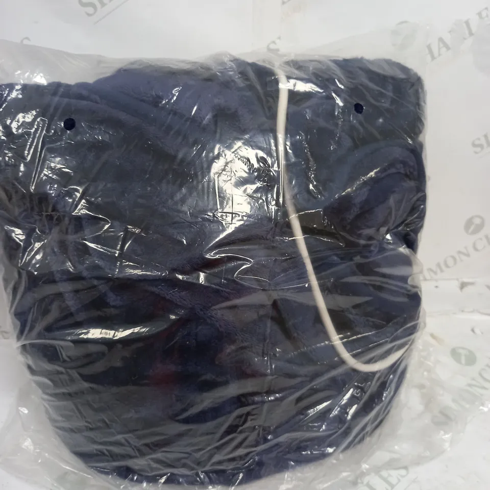 COZEE HOME HEATED PLUSH WEARABLE BLANKET IN NAVY