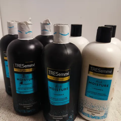 7 TRESEMME PRODUCTS TO INCLUDE 4 X 900ML SHAMPOO & 3 X 900ML CONDITIONER 