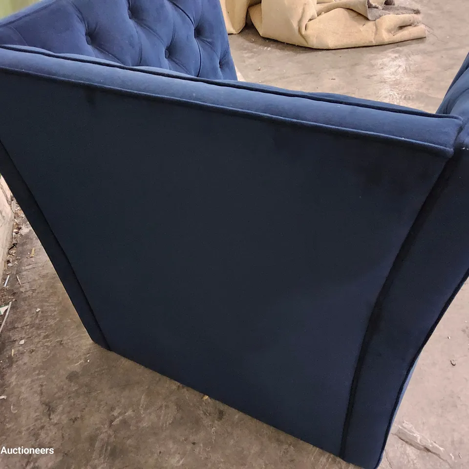 DESIGNER THE KINGSWOOD BLUE VELVET BUTTONED HIGH BACK EASY CHAIR 