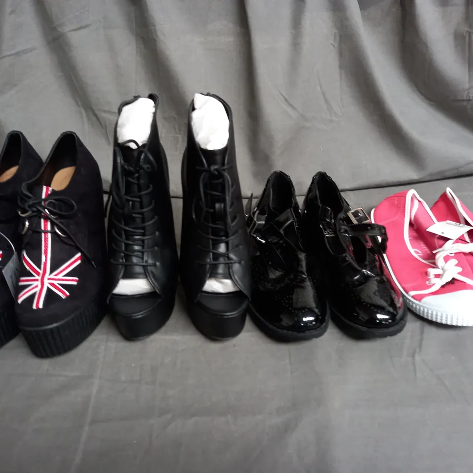 LARGE QUANTITY OF ASSORTED WOMENS SHOES IN VARIOUS SIZES, COLOURS AND STYLES