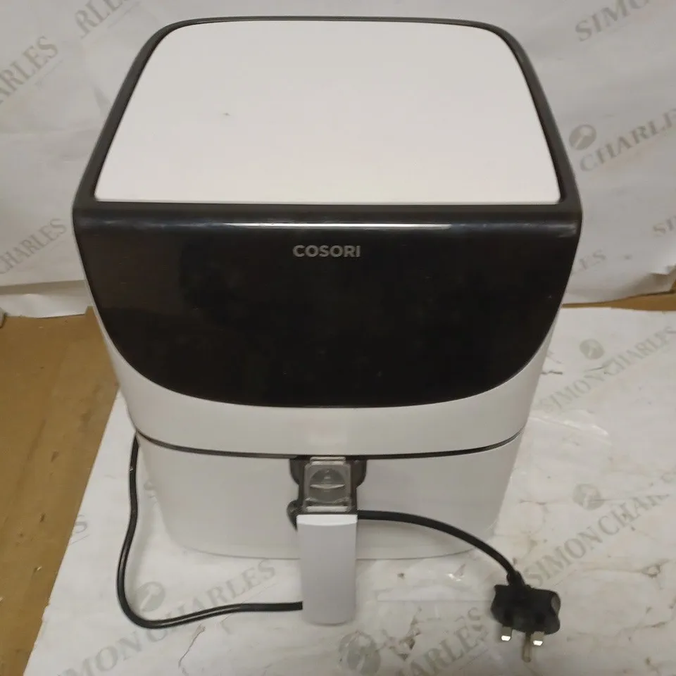 COSORI AIR FRYER 1700W MAX XXL 5.5L DIGITAL TOUCHSCREEN - WHITE