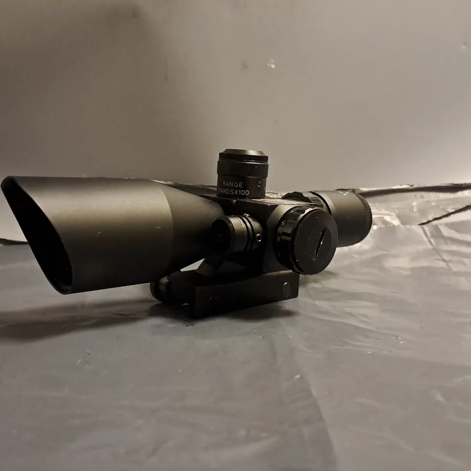 UNBRANDED BLACK LONG RANGE SCOPE WITH LASER 