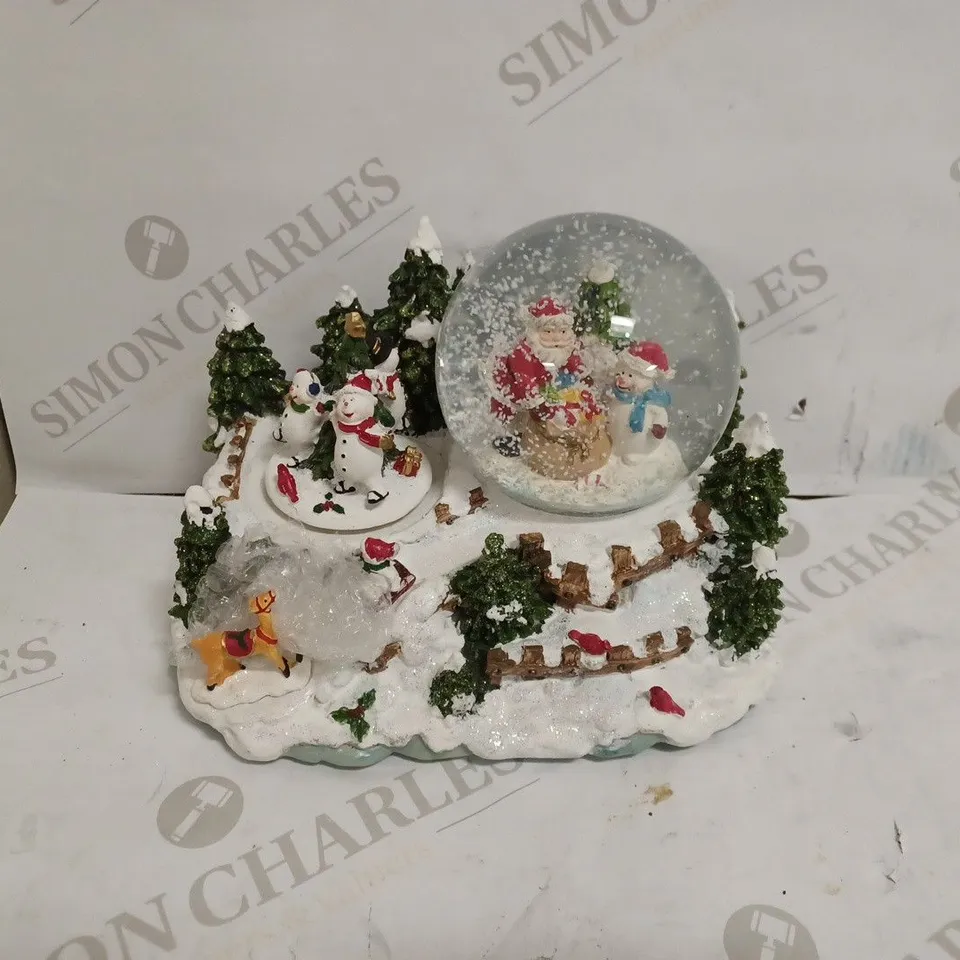 WERCHRISTMAS SNOW GLOBE AND FEATURE