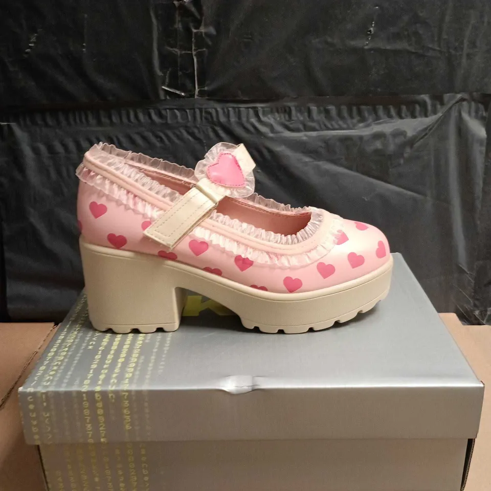 KOI TIRA MELANIE SWEETHEART MARY JANE SHOES PINK SIZE 4