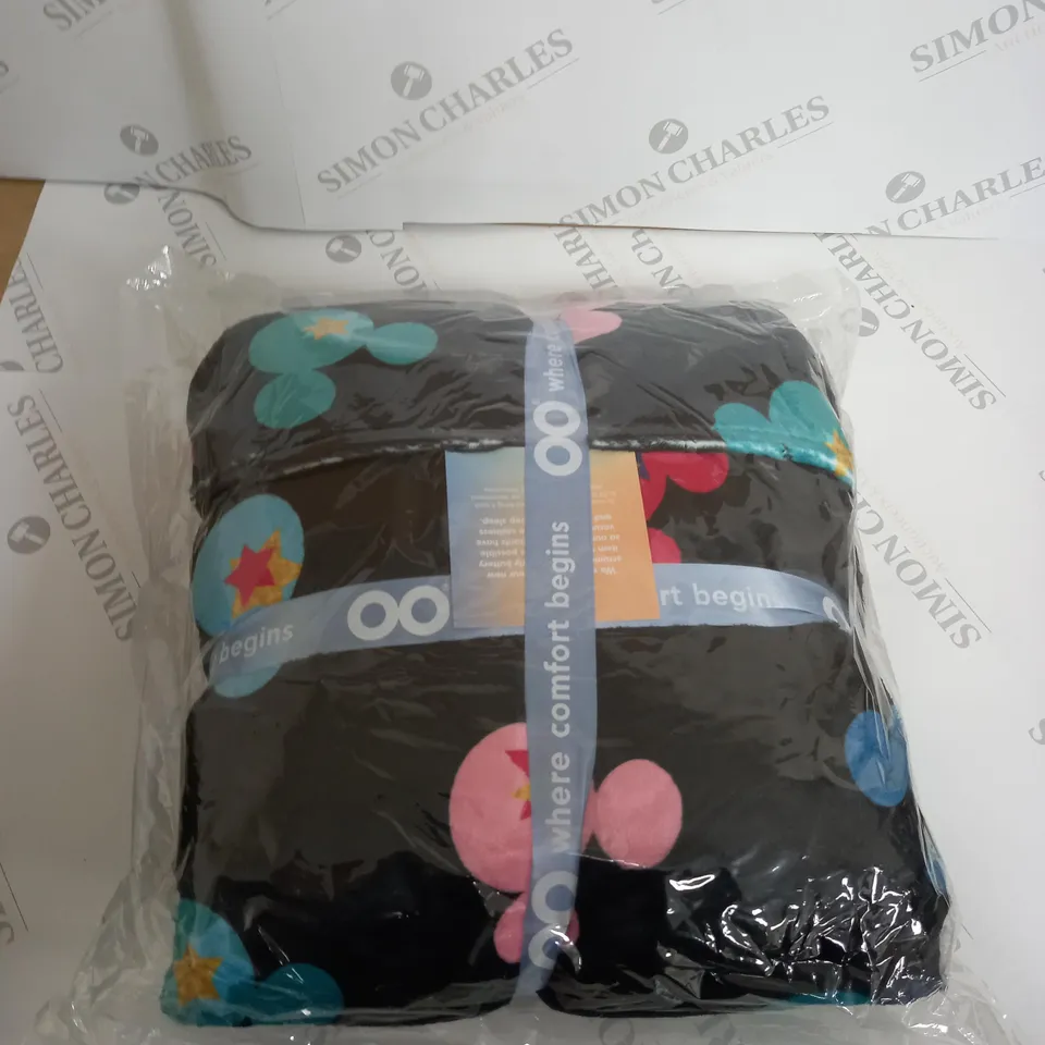 OODIE OVERSIZED WEARABLE PANDA BLANKET - SIZE NOT SPECIFIED 