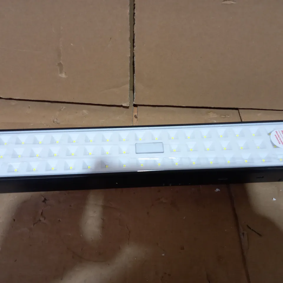 BELL+HOWELL LIGHT BAR