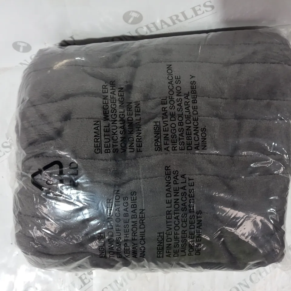 BOXED COZEE HOME VELVETSOFT HEATED THROW IN CHARCOAL