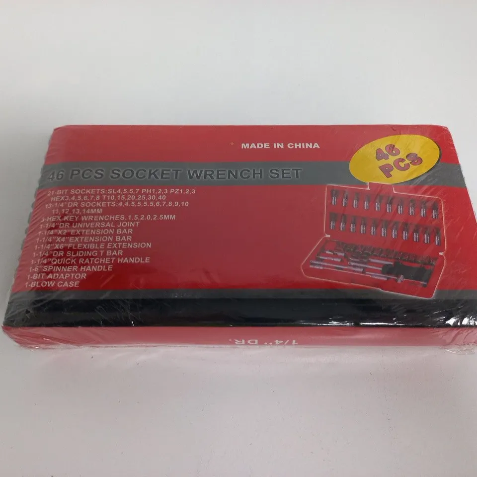 46-PIECE SOCKET WRENCH SET