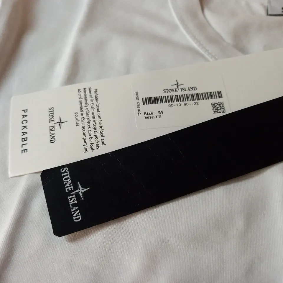 STONE ISLAND WHITE T-SHIRT - M