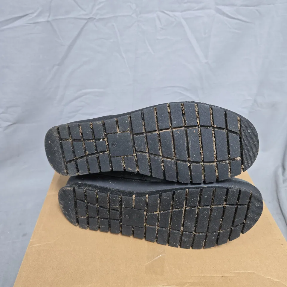 ADESSO ROBIN LEATHER BUCKLE BOOT - 7