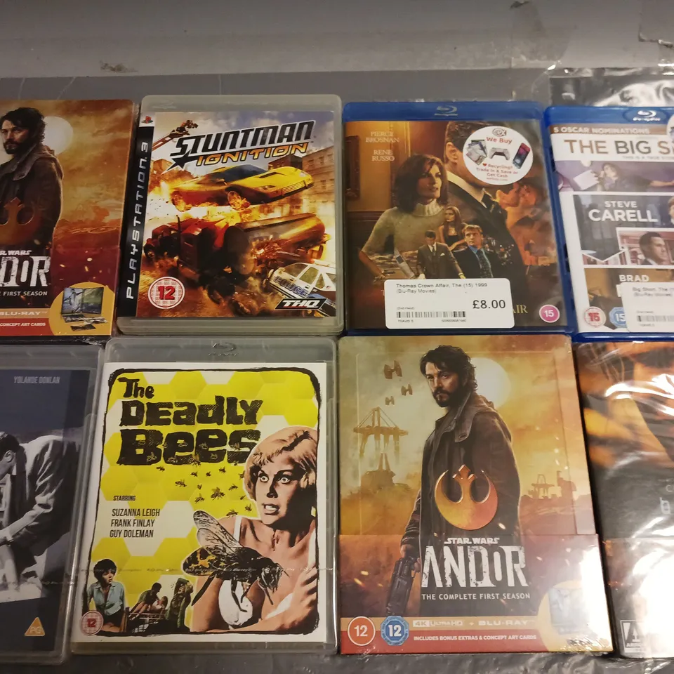LOT OF APPROXIMATELY 20 ASSORTED MEDIA ITEMS TO INCLUDE SCARFACE, BATTLE ROYALE AND RESIDENT EVIL