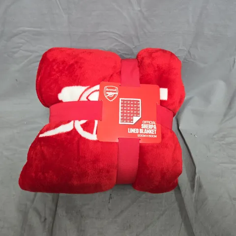 ARSENAL OFFICIAL SHERPA LINED BLANKET 120CM X 150CM – RED