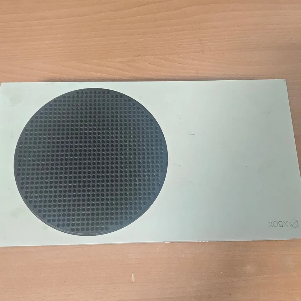 UNBOXED XBOX SERIES S DISC FREE CONSOLE