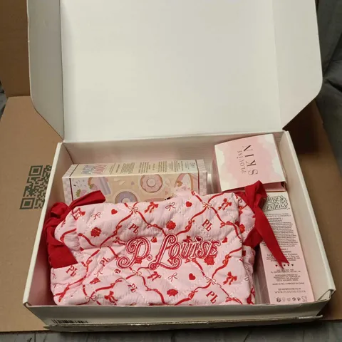 PLOUISE TEDDY TOUCH 7 ITEM GIFT SET TO INCLUDE MELTING MIST, BRIGHTENING LOTION ETC