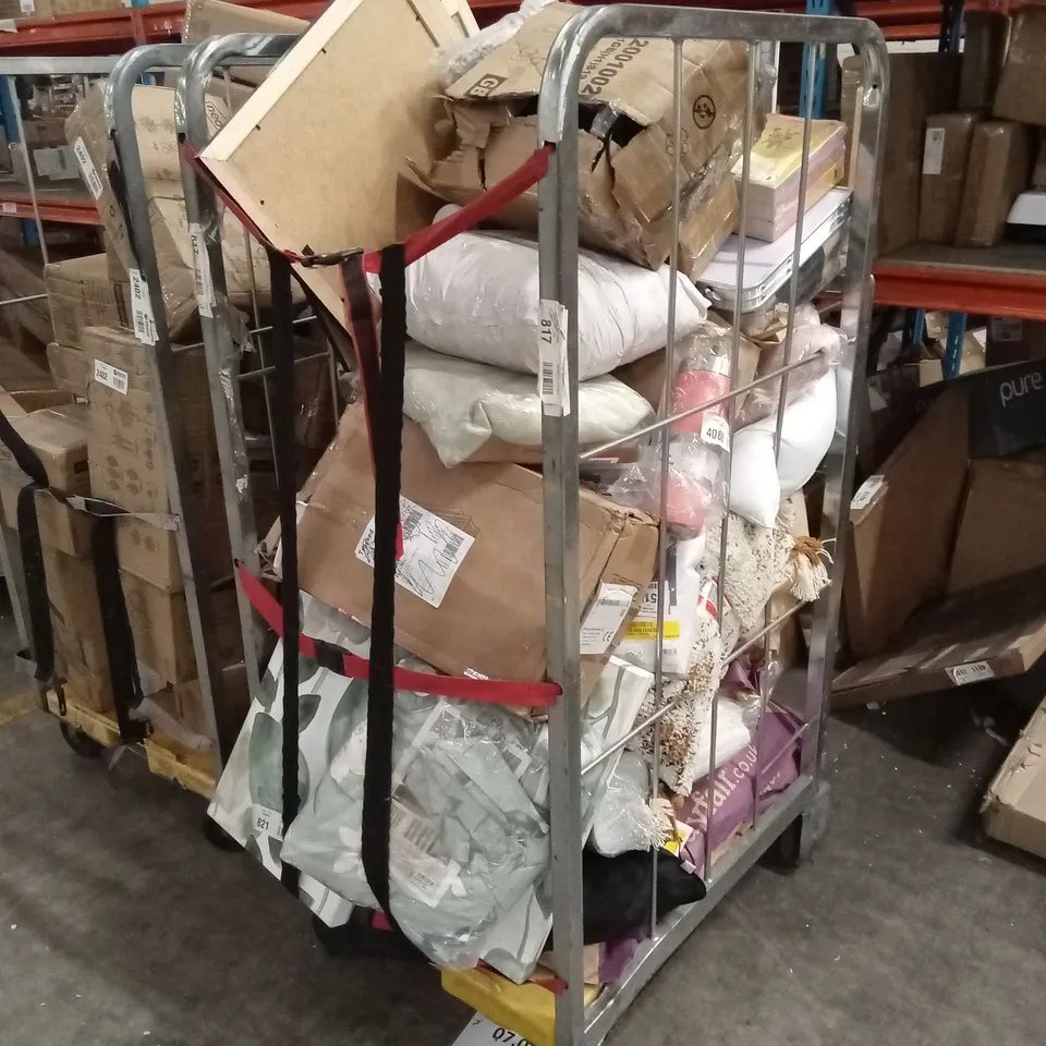 CAGE OF ASSORTED HOUSEHOLD GOODS AND PRODUCTS TO INCLUDE; CURTAINS, CUSHIONS, WALL DECOR, BOOKS ETC