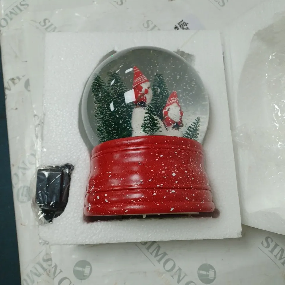 SANTA EXPRESS CHRISTMAS CHARACTER MUSICAL WATER SPINNER