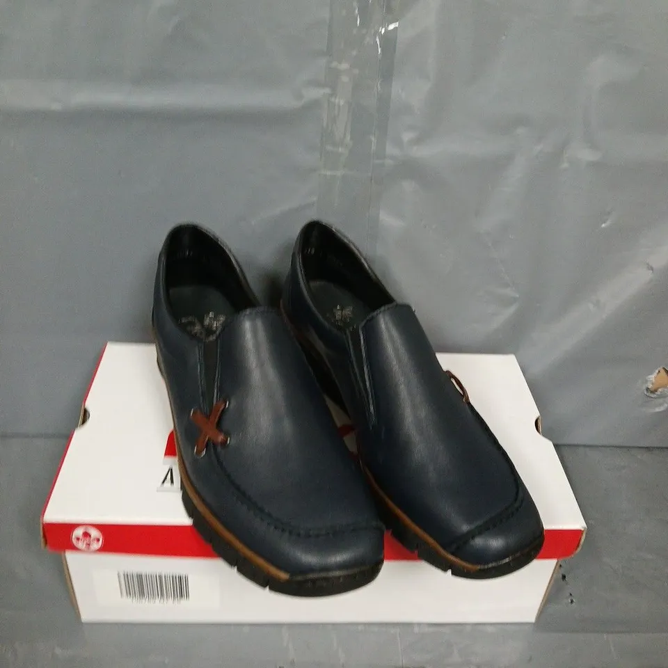 BOXED PAIR OF RIEKER NAVY SHOES - UK SIZE 39