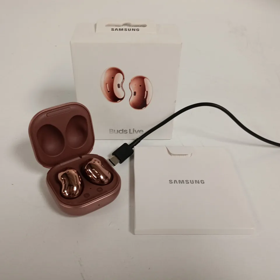 BOXED SAMSUNG GALAXY BUDS LIVE IN MYSTIC BRONZE