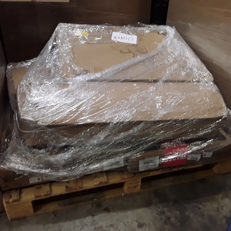 PALLET CONTAINING ASSORTED HOUSEHOLD PRODUCTS INCLUDING GAMING CHAIR & METAL BED FRAME