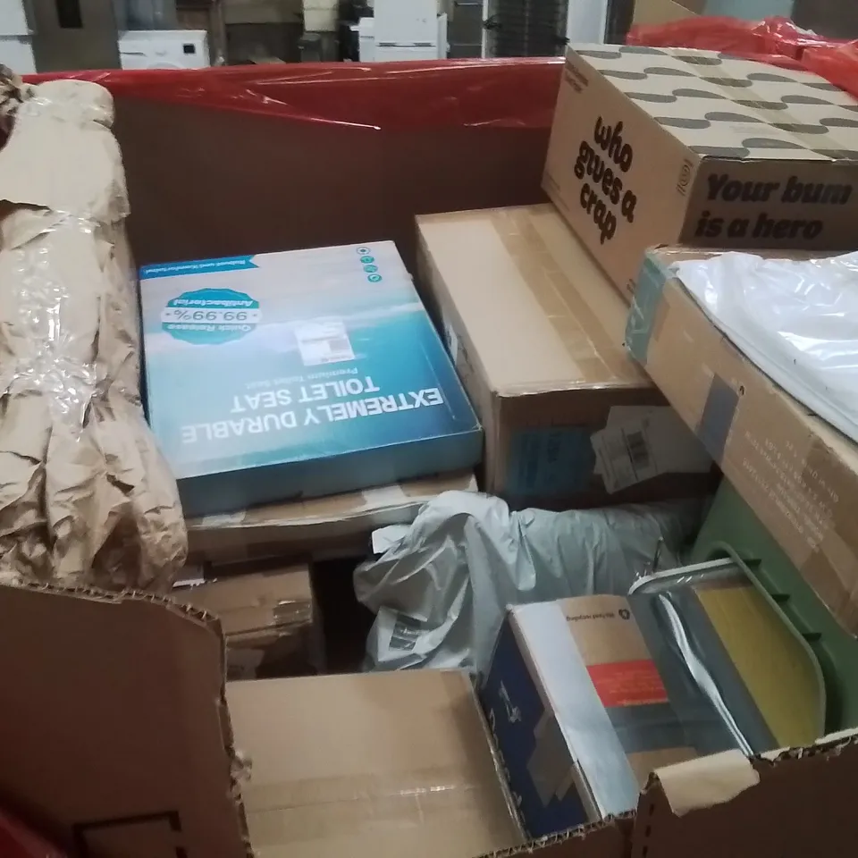 PALLET OF ASSORTED HOUSEHOLD GOODS AND PRODUCTS TO INCLUDE;WATER TABLE,TOILET SEAT,STEAM MOP