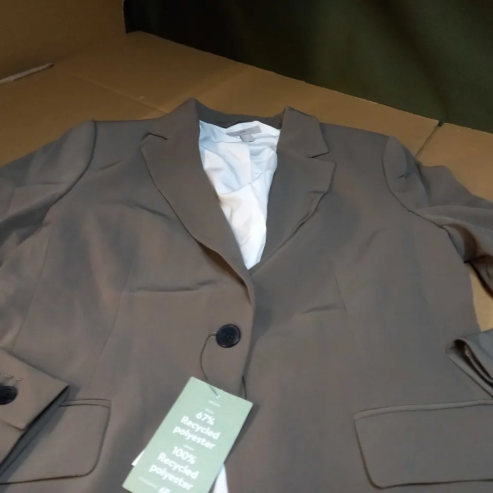 H&M LIGHT TAUPE BLAZER/JACKET - SIZE 12
