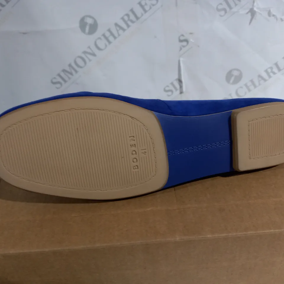 BOXED PAIR OF BODEN SLIP ON SHOES SIZE 41