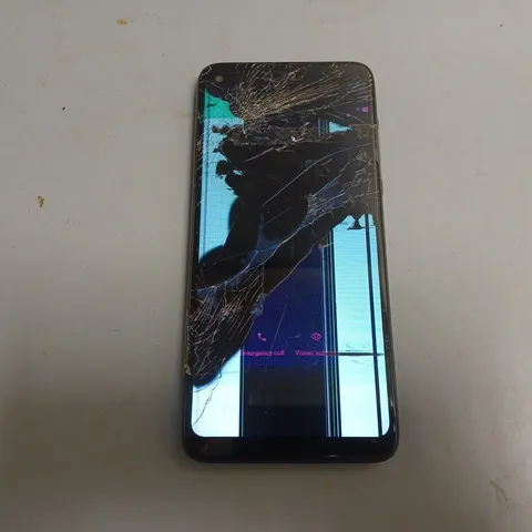 MOTOROLA MOTO G8