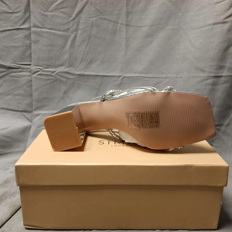 SIMMI LONDON SILVER STRAPPY BLOCK HEELED SANDALS – WOMEN'S UK SIZE 6