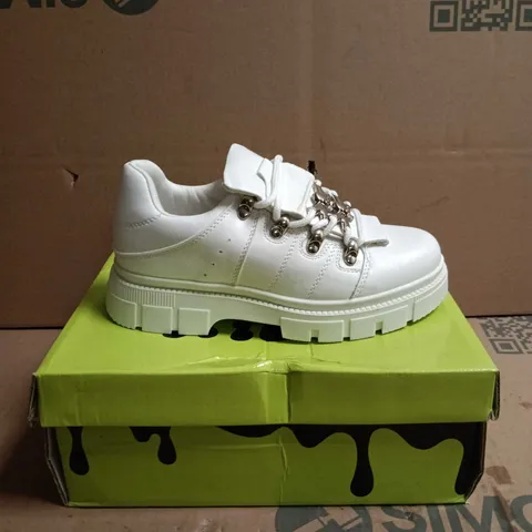 KOI KIDZ LIL RIMO CORE TRAINERS WHITE SIZE 2