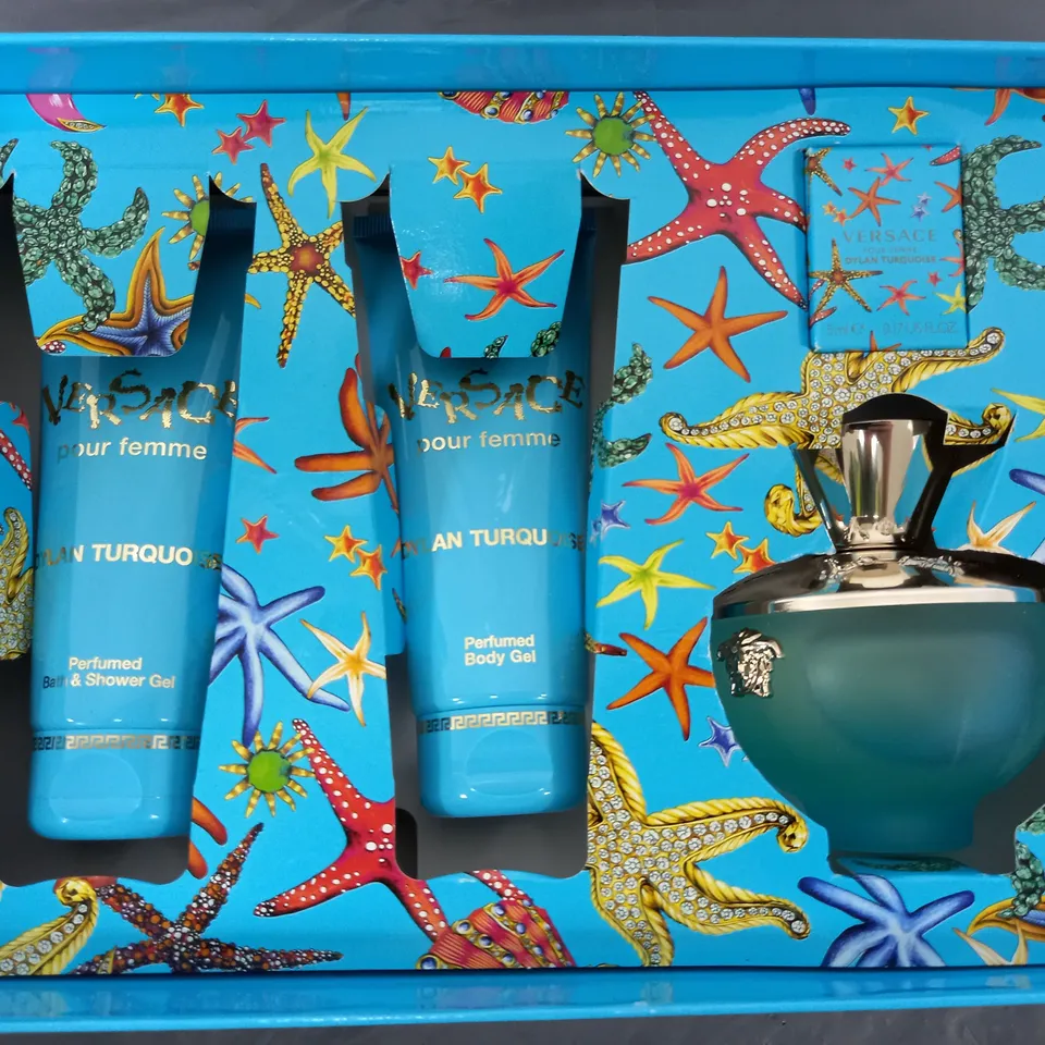 BOXED VERSACHE DYLAN TURQUOISE POUR FEMME SET