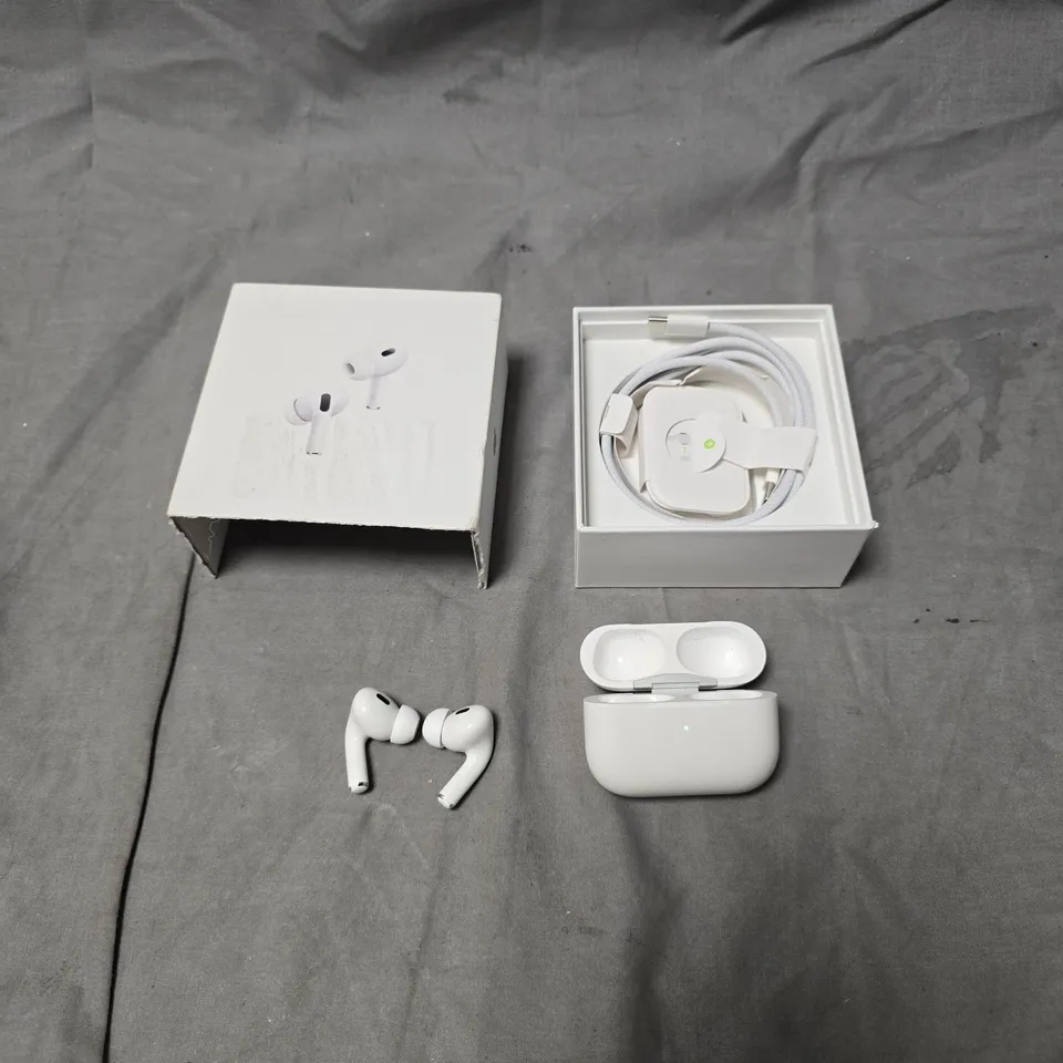 APPLE AIRPODS PRO 2 (A3047, A3048) WIRELESS EARBUDS WITH CHARGING CASE (WHITE)
