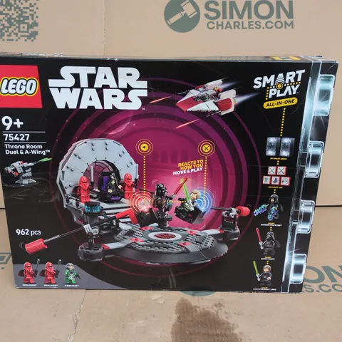 LEGO STAR WARS 75427 THRONE ROOM DUEL & A-WING 