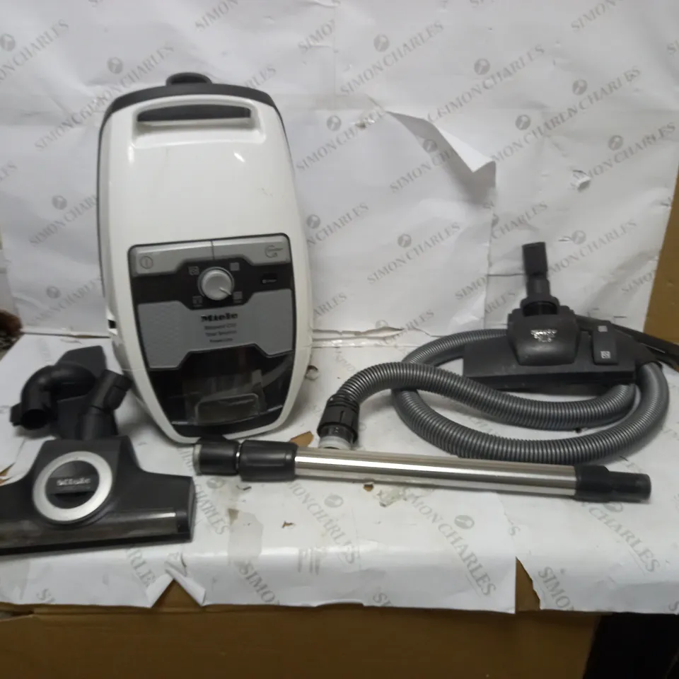 MIELE BLIZZARD CX1 TOTAL SOLUTION POWERLINE