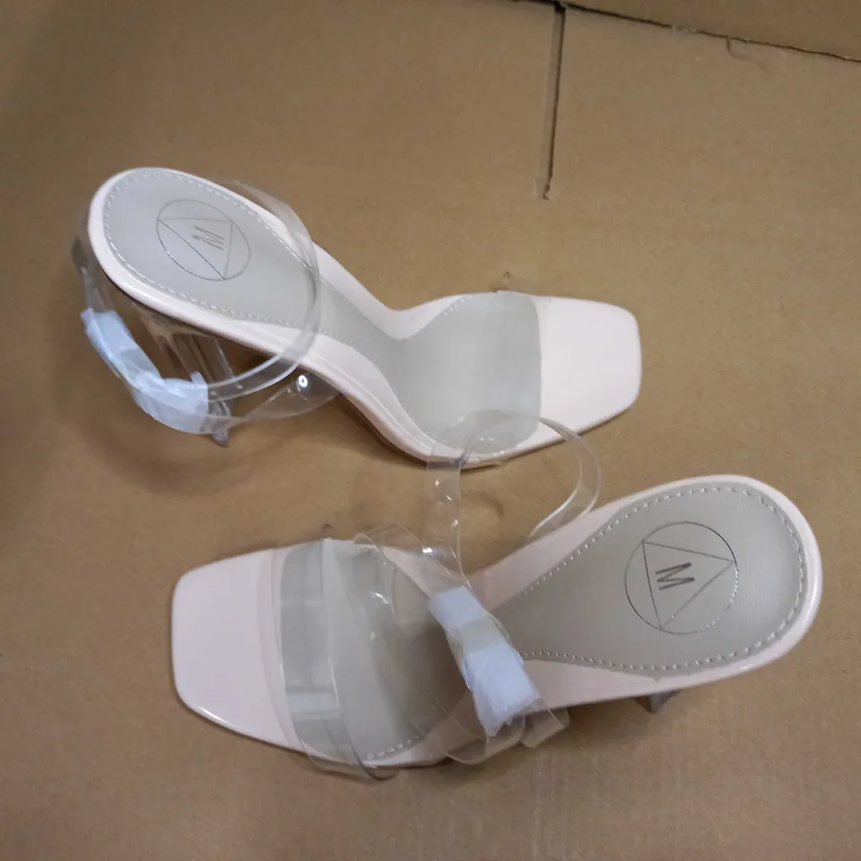 BOXED PAIR OF MISSGUIDED ILLUSION CLEAR HEEL SHOES - SIZE 5