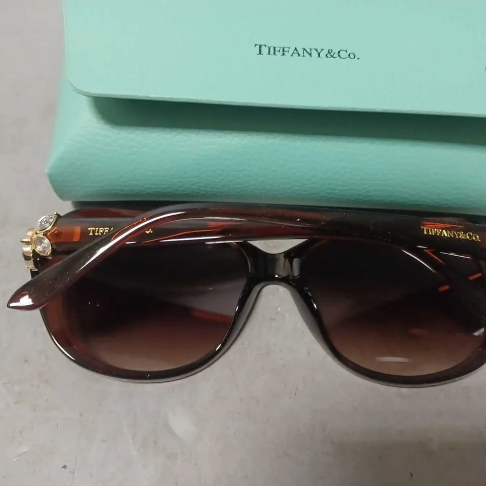 BOXED TIFFANY&CO TF4048 SUNGLASSES 