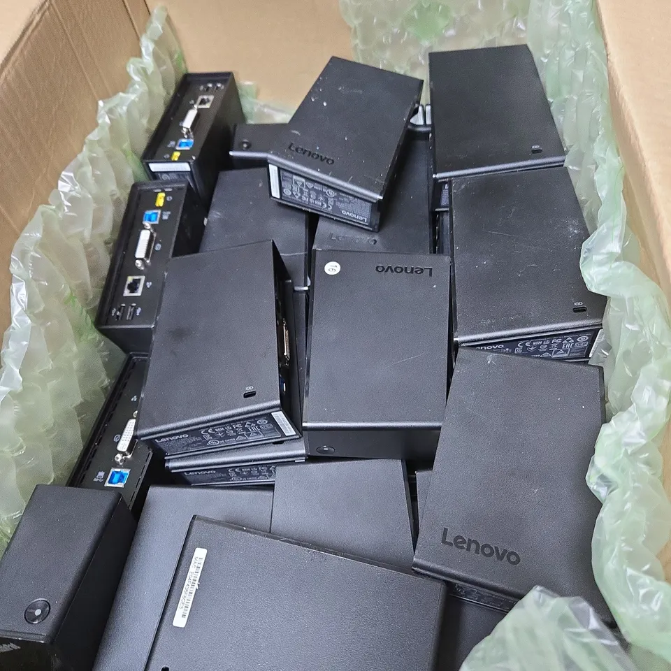 BOX OF APPROXIMATELY 25 LENOVO THINKPAD USB 3.0 BASIC DOCK
