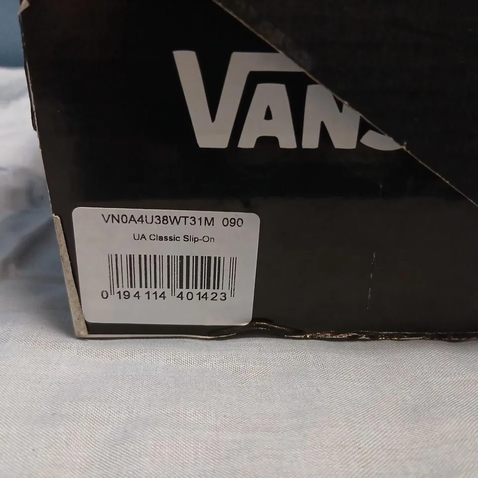 VANS NATIONAL GEOGRAPHIC SLIP-ON SNEAKERS – BLACK/WHITE, UA CLASSIC SLIP-ON