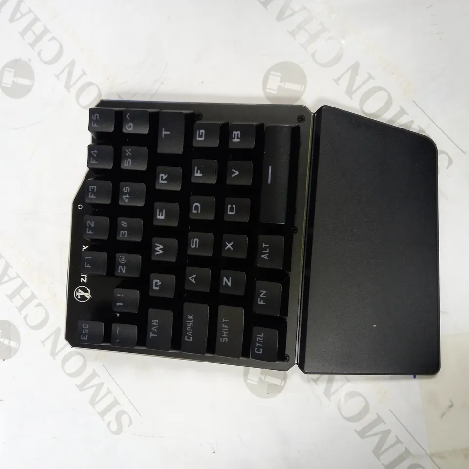 ZJFKSDYX C91MAXPRO GAMING KEYBOARD & MOUSE WITH HEADSET FOR N-SWITCH/XBOX ONE/PS4/PS3