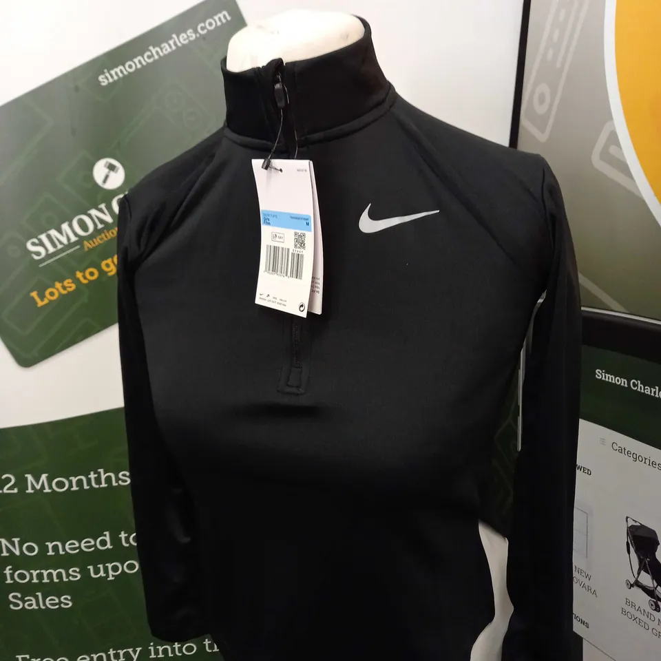 NIKE LOGO 1/4 ZIP SHIRT SIZE M (WOMENS )