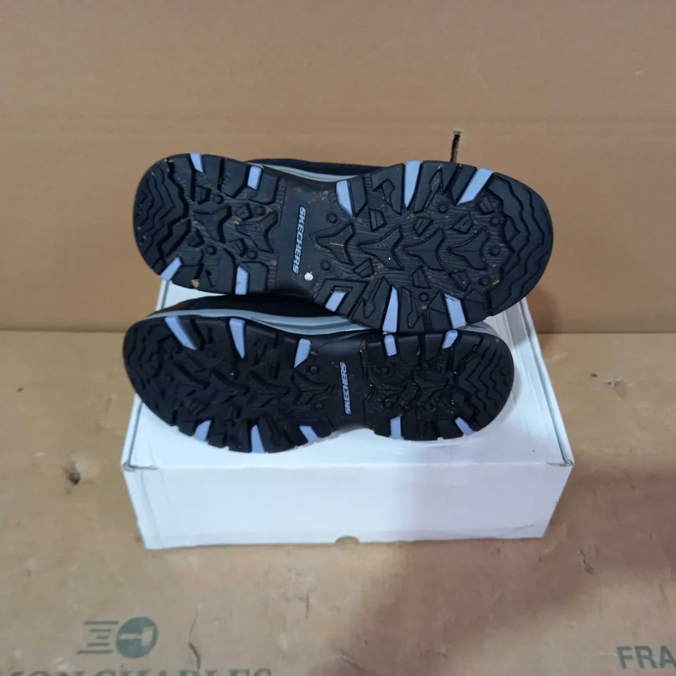 BOXED PAIR OF SKECHERS - SIZE 3.5
