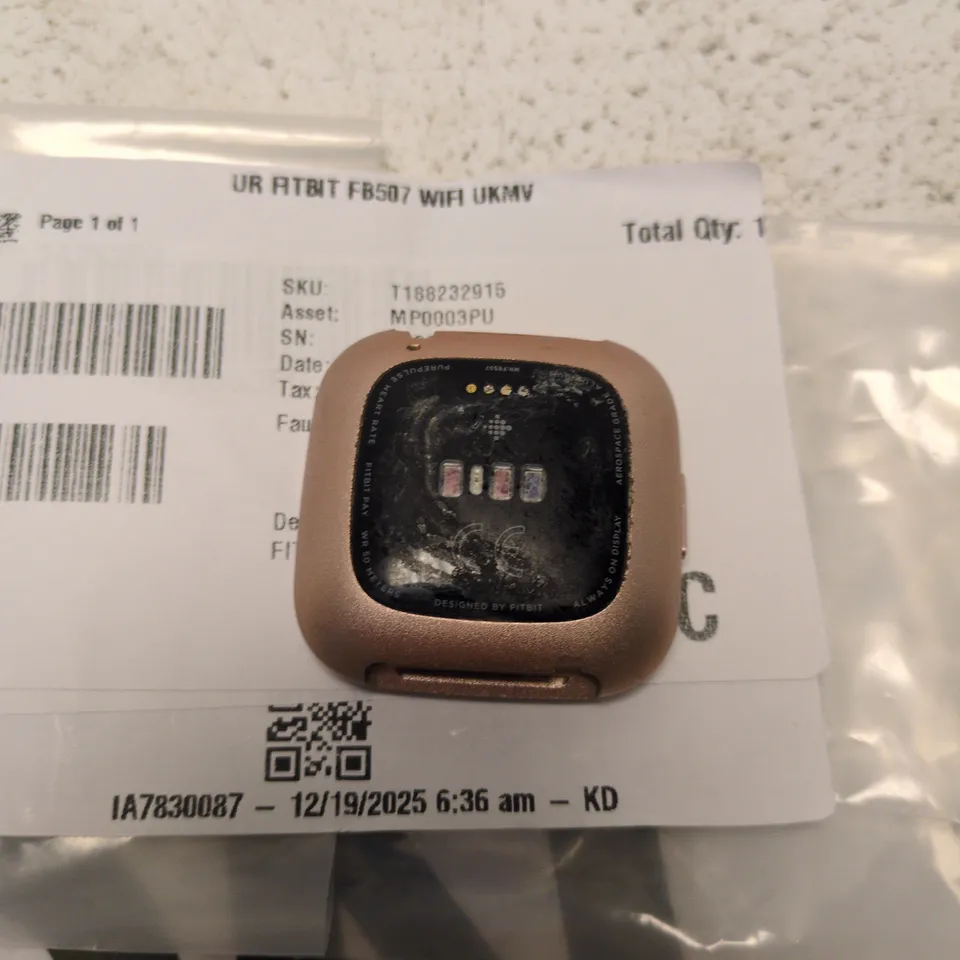 FITBIT VERSA 2 COPPER ROSE SMARTWATCH (NO STRAP) – USED