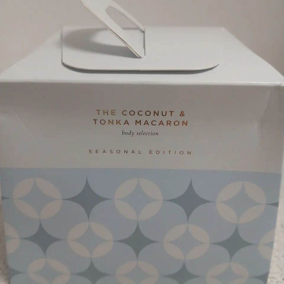 TROPIC THE COCONUT & TONKA MACARON BODY SELECTION – SEASONAL EDITION (BOXED)