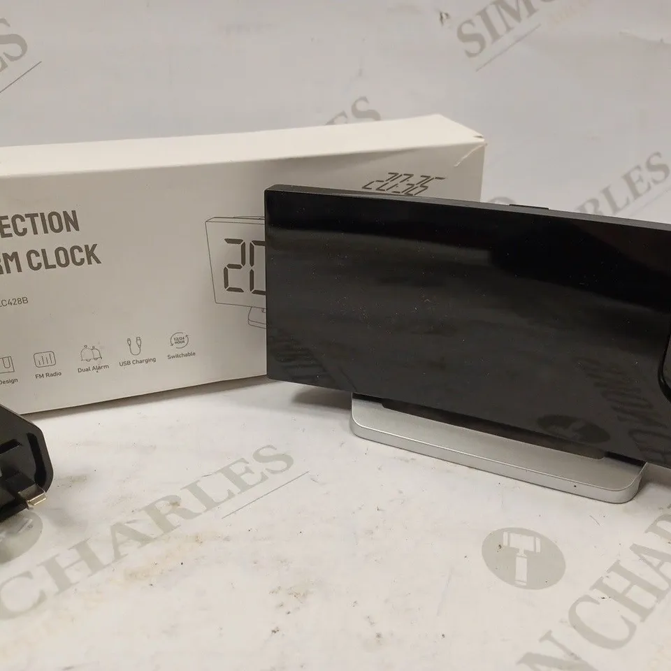 BOXED PROJECTION ALARM CLOCK ALC428B