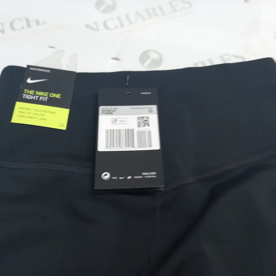NIKE DRY MID RISE TIGHT FIT CAPRI LENGTH LEGGINGS - XS
