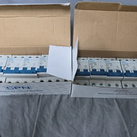 APPROXIMATELY 10 ASSORTED MINIATURE CIRCUIT BREAKER SETS 