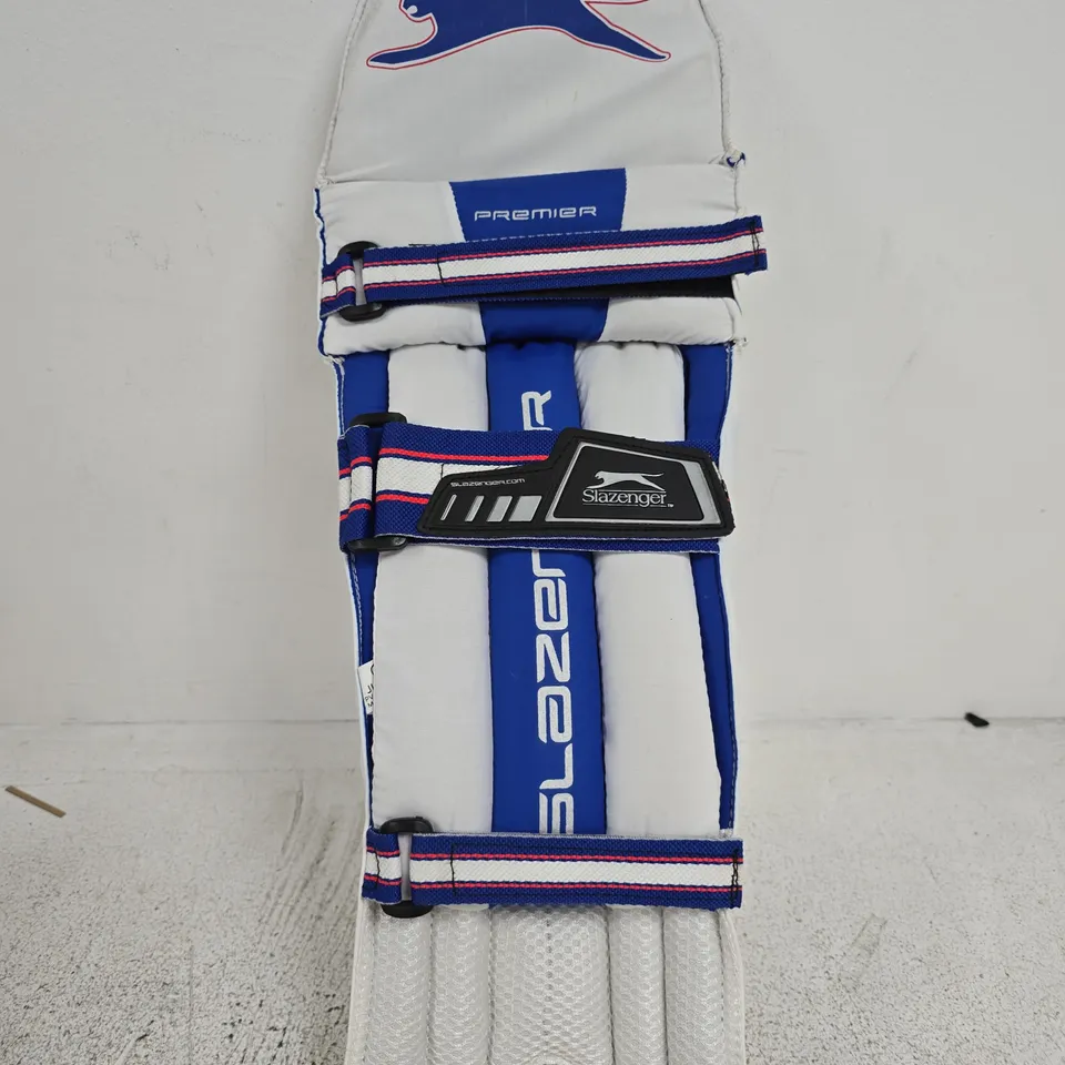 SLAZENGER CRICKET LEG PAD  