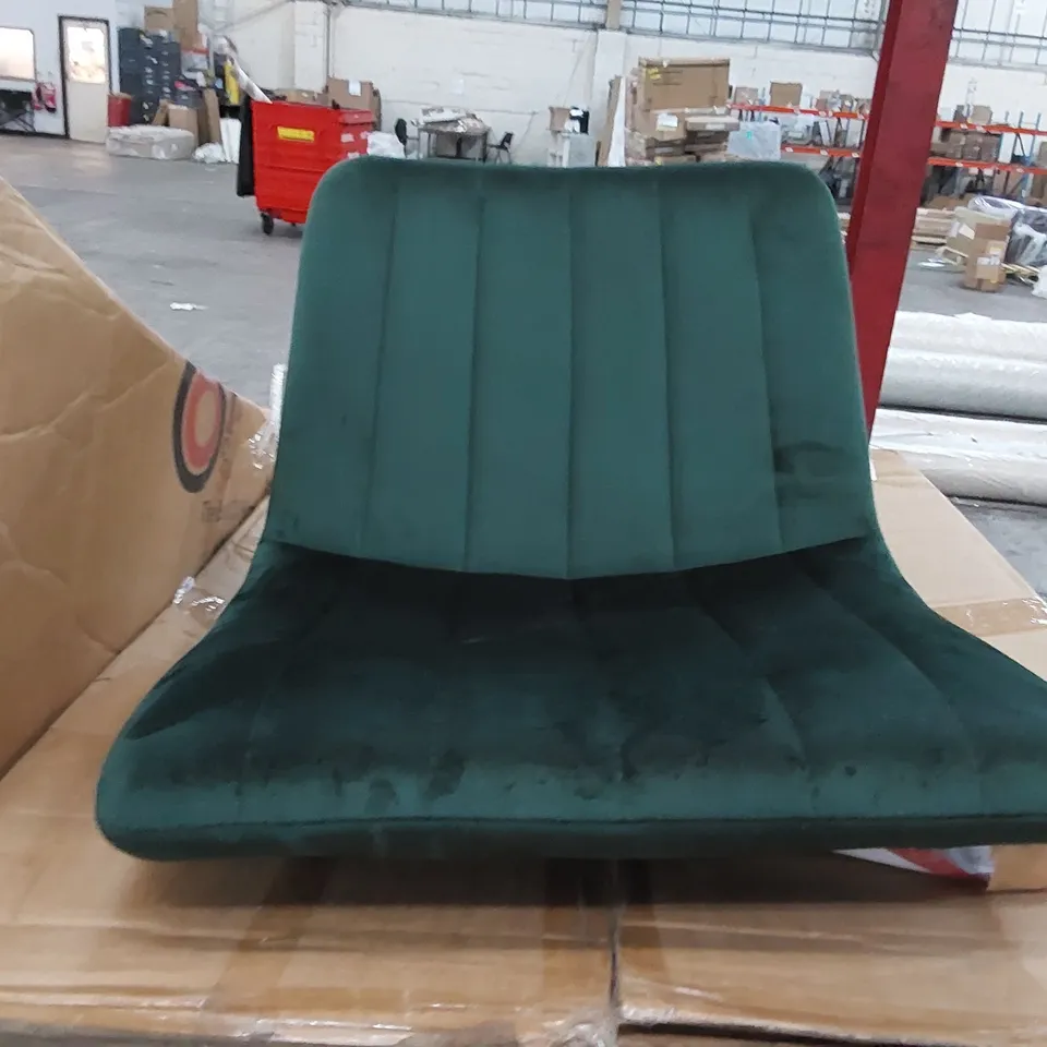 BOXED PAIR BAR STOOLS GREEN VELVET (1 BOX)