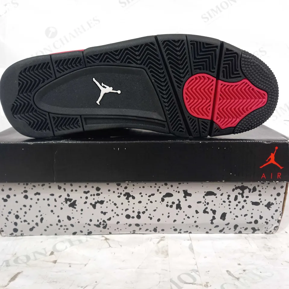 BOXED PAIR OF NIKE AIR JORDAN SHOES IN BLACK/RED UK SIZE 8